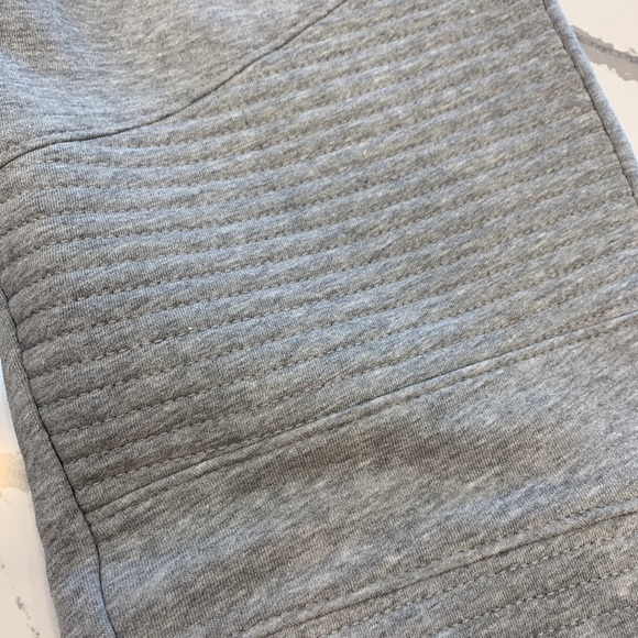 H&M  Mens sweatpants - Picture 2 of 4